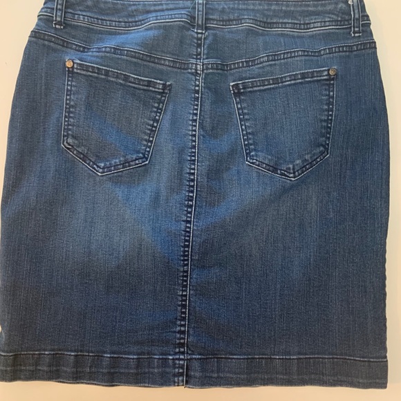 Tommy Hilfiger Blue Denim Jean Button Front Skirt - Picture 2 of 10